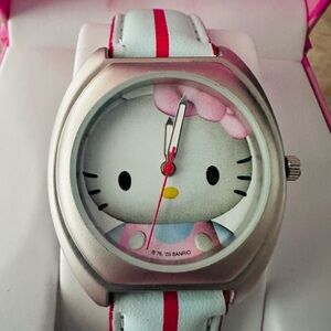 #136 Rare Hello Kitty Watch